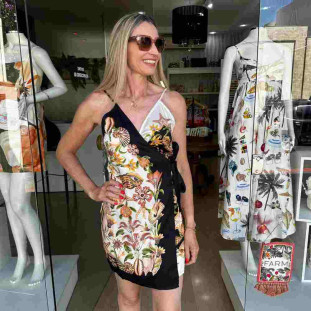 VESTIDO CURTO CONCHA SURREAL