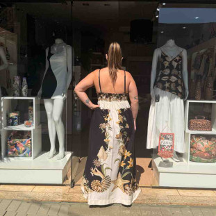 VESTIDO MIDI CONCHA SURREAL