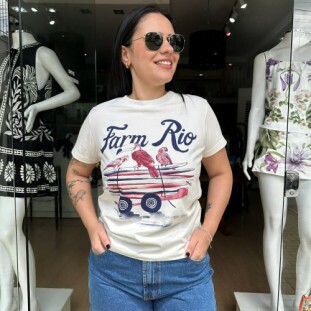 TSHIRT FIT PILHA DE PRANCHAS FARM