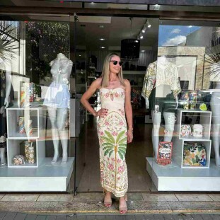 VESTIDO MIDI FARM SEM ALCA FLORAL NUSA