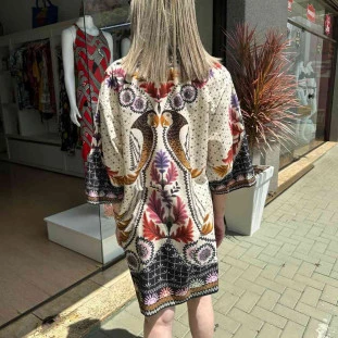 VESTIDO TSHIRT TAPETE DE ARARA FARM