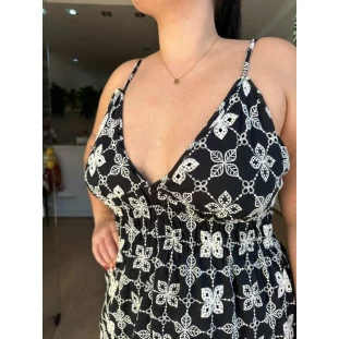 VESTIDO MIDI BORDADO