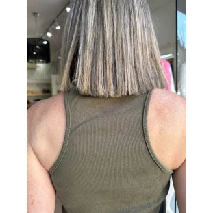 BLUSA SEM MANGA CANELADA GOLA VERDE