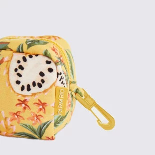 NECESSAIRE FARM CACULA BIRIBA AMARELA