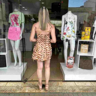 VESTIDO CURTO ESPADA DE SAO JORGE