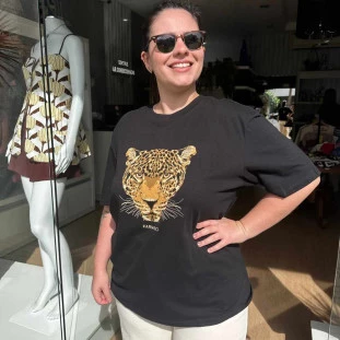 TSHIRT MEDIA ONCA ESMERALDA PRETA FARM