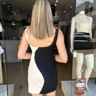 VESTIDO CURTO PATCH ONDAS
