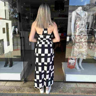 VESTIDO MIDI SONHO GRAFICO