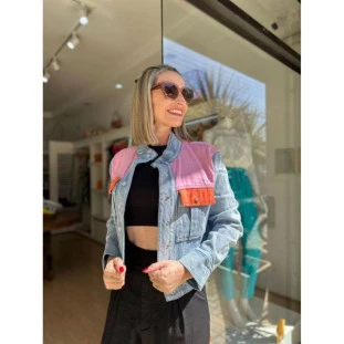 JAQUETA JEANS MIX SARJA COLOR