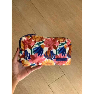 NECESSAIRE FARM ORA BOLAS P DANCA DE LIS